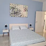 House 13 In Apartment