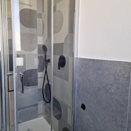 House 13 In Apartament *