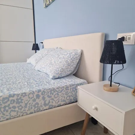 Apartament House 13 In