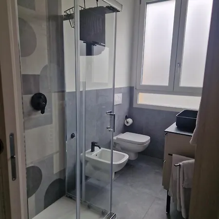 Apartman House 13 In Cernobbio