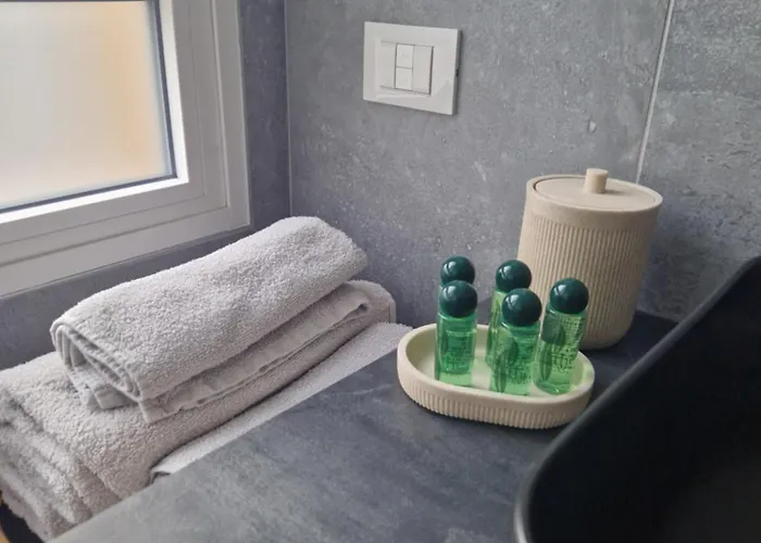 Apartman House 13 In *